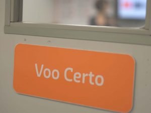 Todo voo conecta. Apesar de só alguns receberem o nome de “voos de conexão”, todos eles existem para unir. Todo voo conecta. Apesar de só alguns receberem o nome de “voos de conexão”, todos eles existem para unir